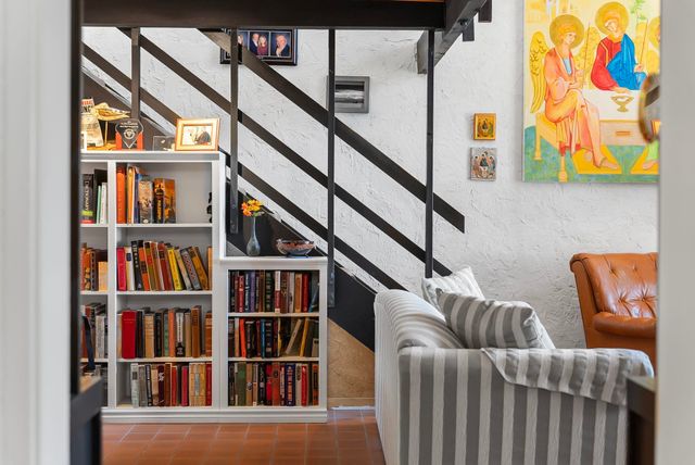 6644 Peninsula Drive, Traverse City, MI 49686