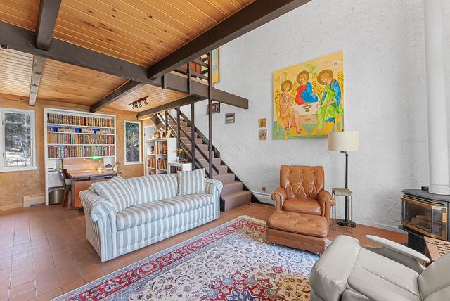 6644 Peninsula Drive, Traverse City, MI 49686