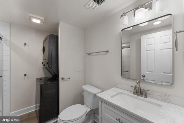 8609 HARRISON CT, Marshall, VA 20115