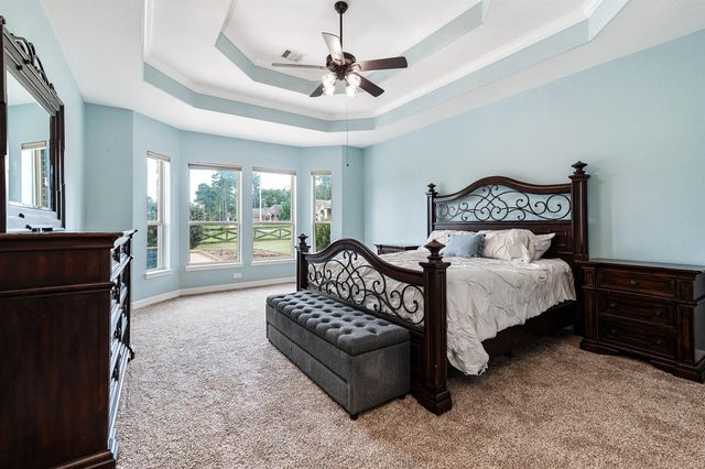 17607 Country Grove, Magnolia, TX 77355