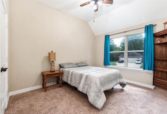 17607 Country Grove, Magnolia, TX 77355