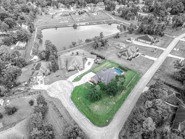17607 Country Grove, Magnolia, TX 77355