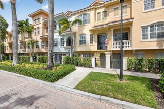 11812 Valencia Gardens Avenue, Palm Beach Gardens, FL 33410