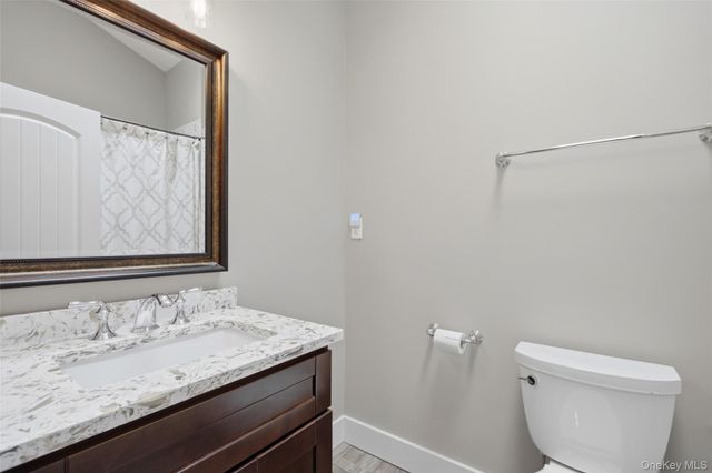 30 Berger Avenue, Amityville, NY 11701