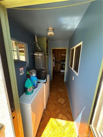 1030 W Glenwood Pl, Santa Ana, CA 92707