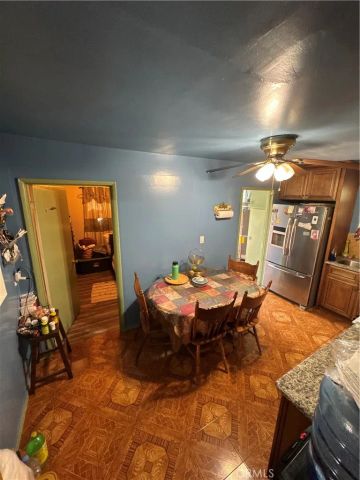 1030 W Glenwood Pl, Santa Ana, CA 92707
