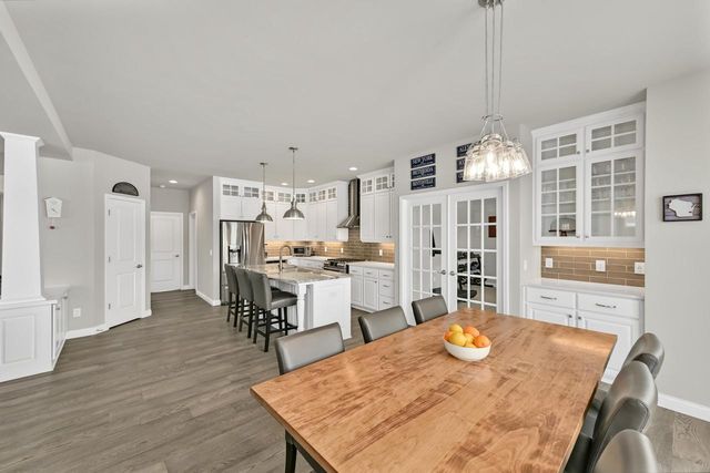 8130 W Mourning Dove LANE, Mequon, WI 53097