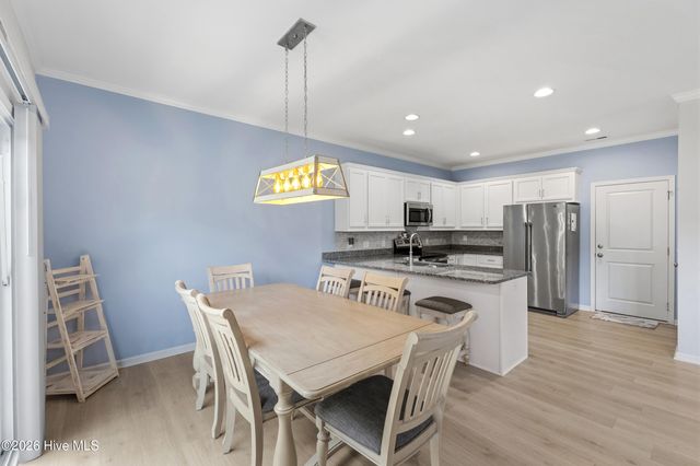 554 Avendale Drive, Rocky Point, NC 28457