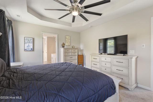 554 Avendale Drive, Rocky Point, NC 28457