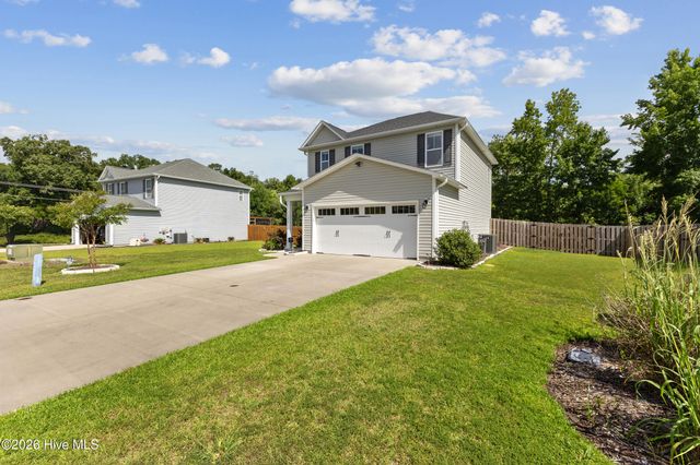 554 Avendale Drive, Rocky Point, NC 28457