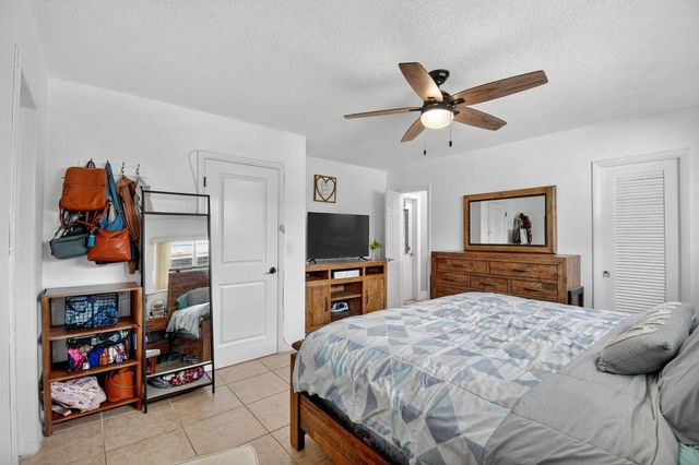 5511 Van Buren Street, Hollywood, FL 33021