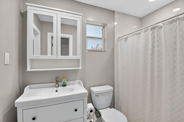 5511 Van Buren Street, Hollywood, FL 33021