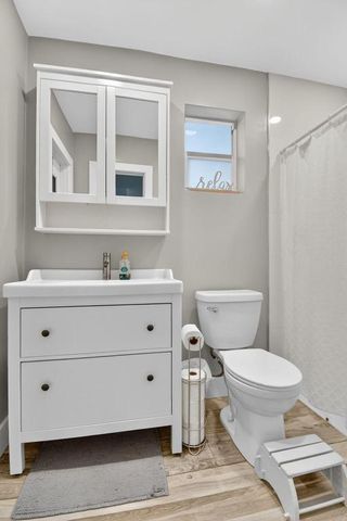 5511 Van Buren Street, Hollywood, FL 33021