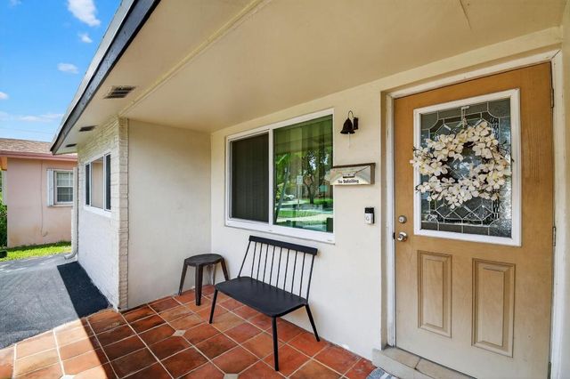 5511 Van Buren Street, Hollywood, FL 33021