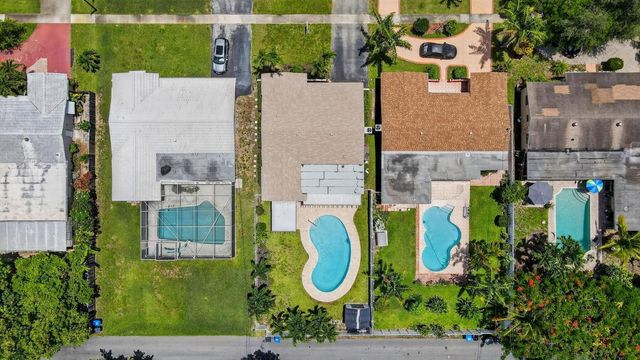 5511 Van Buren Street, Hollywood, FL 33021
