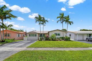 5511 Van Buren Street, Hollywood, FL 33021