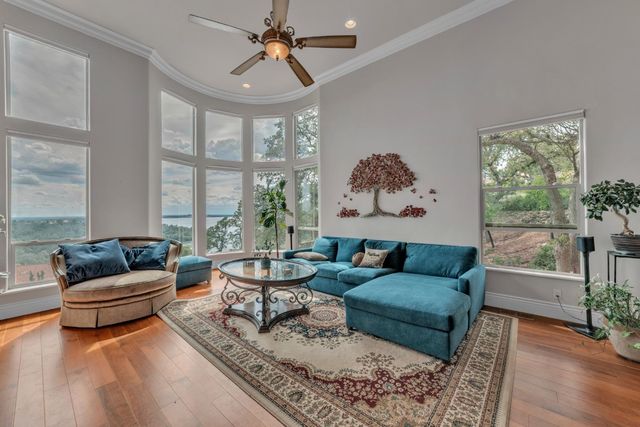 2070 Driftwood Cir, El Dorado Hills, CA 95762