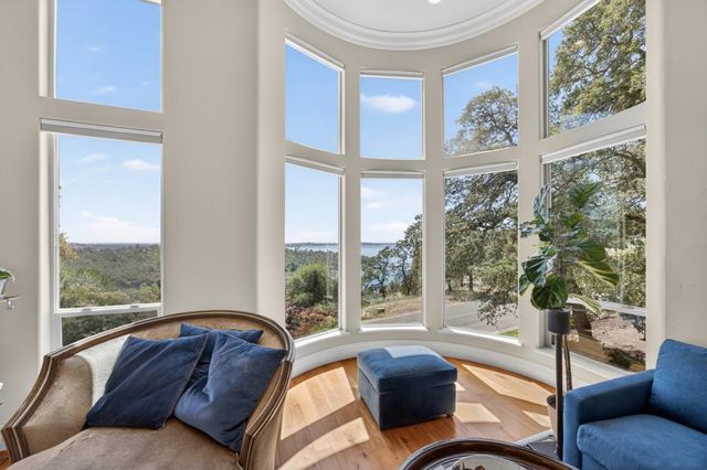 2070 Driftwood Cir, El Dorado Hills, CA 95762