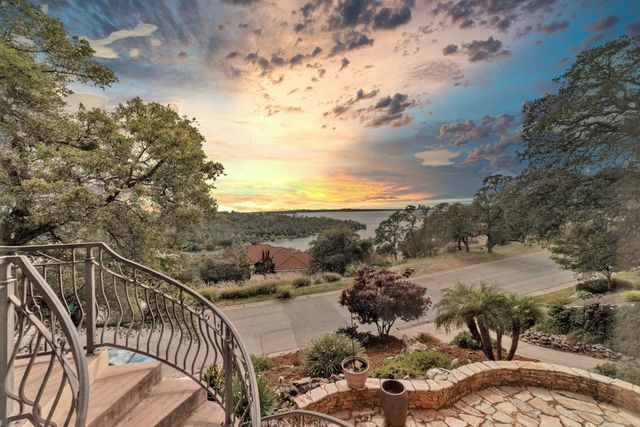 2070 Driftwood Cir, El Dorado Hills, CA 95762