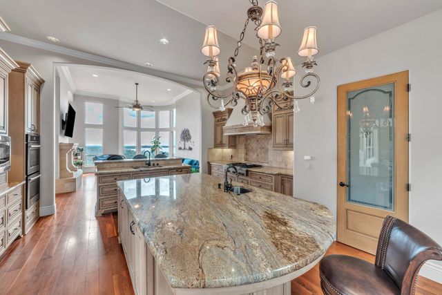 2070 Driftwood Cir, El Dorado Hills, CA 95762