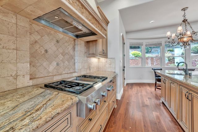 2070 Driftwood Cir, El Dorado Hills, CA 95762