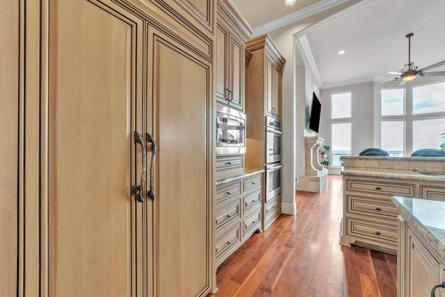 2070 Driftwood Cir, El Dorado Hills, CA 95762