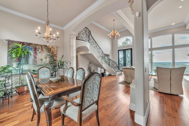2070 Driftwood Cir, El Dorado Hills, CA 95762