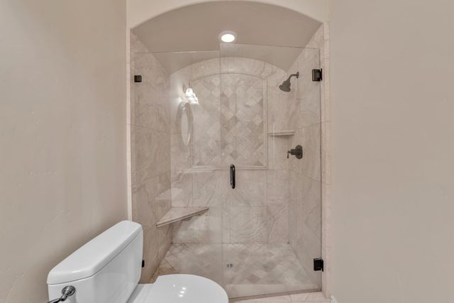 2070 Driftwood Cir, El Dorado Hills, CA 95762