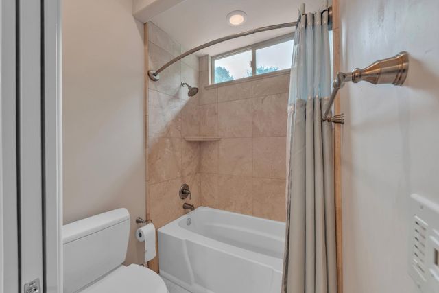 2070 Driftwood Cir, El Dorado Hills, CA 95762