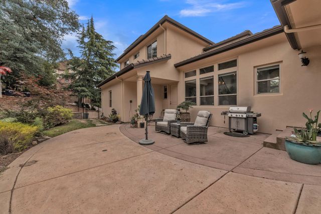 2070 Driftwood Cir, El Dorado Hills, CA 95762