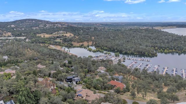2070 Driftwood Cir, El Dorado Hills, CA 95762