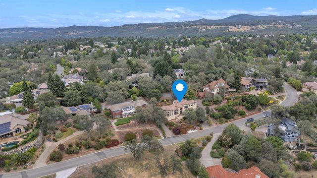 2070 Driftwood Cir, El Dorado Hills, CA 95762