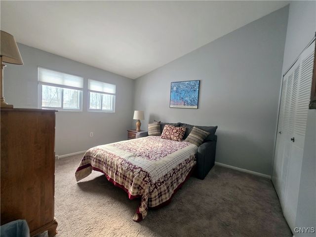 720 Idlewood Blvd, Van Buren, NY 13027