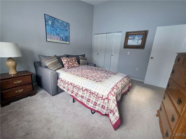 720 Idlewood Blvd, Van Buren, NY 13027