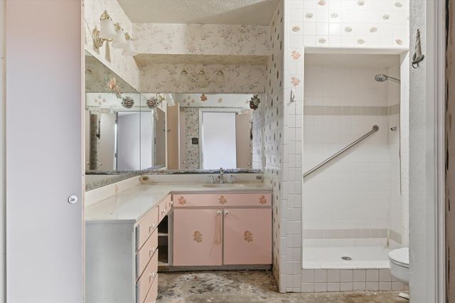 8100 Bobwhite Drive, Frisco, TX 75034