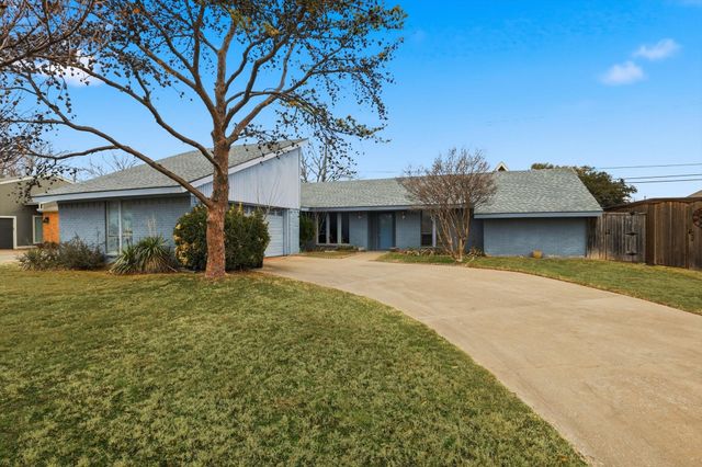 8100 Bobwhite Drive, Frisco, TX 75034