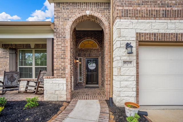 18719 Big Elm Drive, Cypress, TX 77433