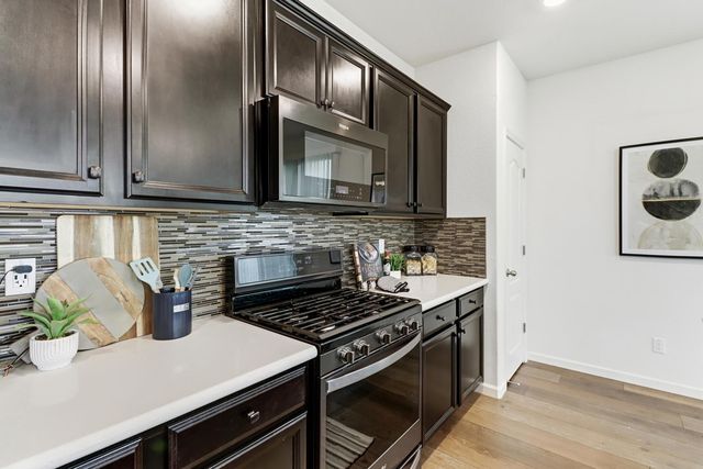 8900 Sheldon Terrace Ln, Elk Grove, CA 95758