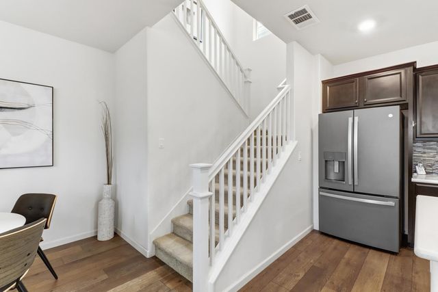 8900 Sheldon Terrace Ln, Elk Grove, CA 95758