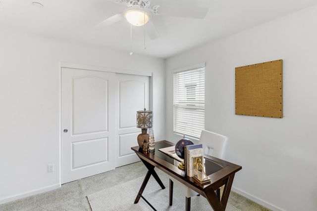 8900 Sheldon Terrace Ln, Elk Grove, CA 95758