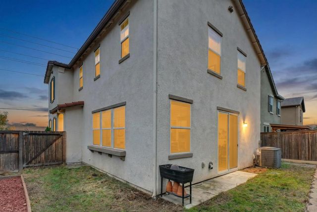 8900 Sheldon Terrace Ln, Elk Grove, CA 95758