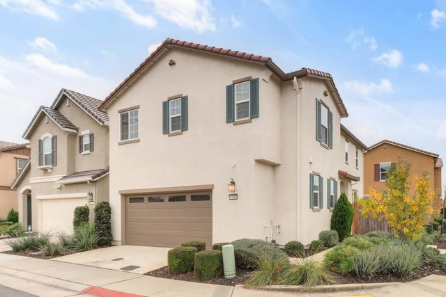 8900 Sheldon Terrace Ln, Elk Grove, CA 95758