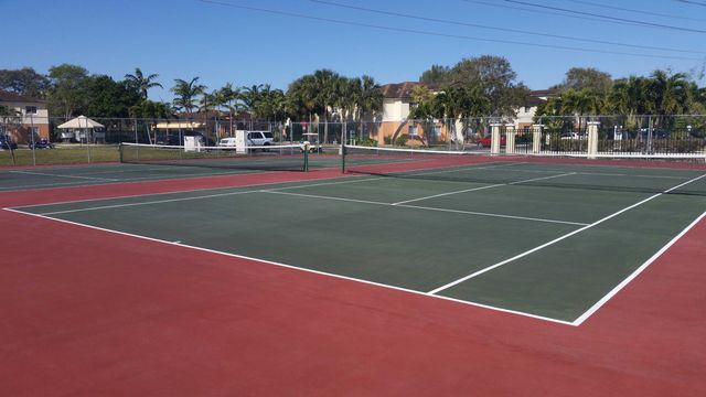 3700 N 56th Avenue 1033, Hollywood, FL 33021