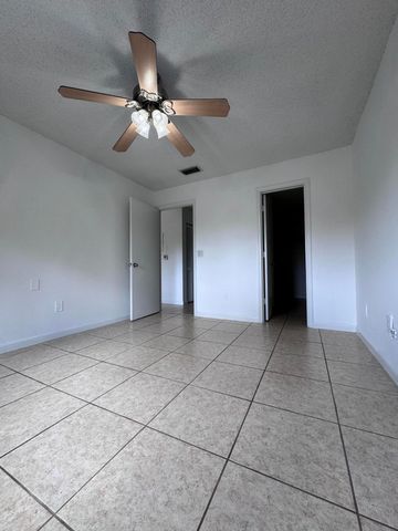 3700 N 56th Avenue 1033, Hollywood, FL 33021