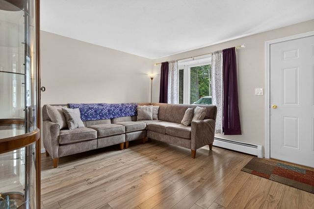 95 Harbor Ave Unit 5, Nashua, NH 03060
