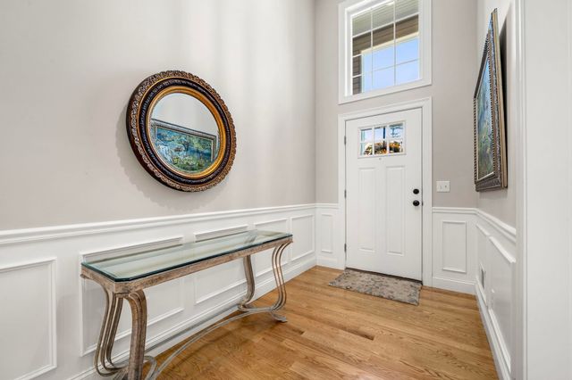 7 Catalpa Road, Salem, NH 03079