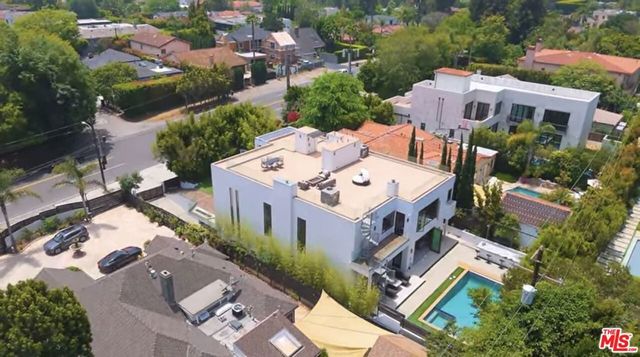 12443 W Sunset Boulevard, Los Angeles, CA 90049