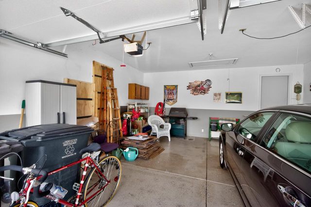 910 St. Andrews Old, Waterford, WI 53185
