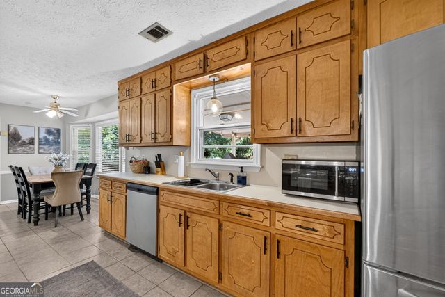 165 Lazy Hollow Lane, Covington, GA 30016