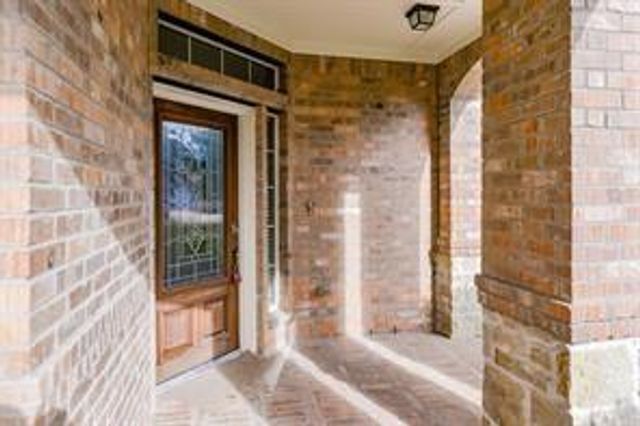 10711 Bowden Chase Drive, Spring, TX 77379